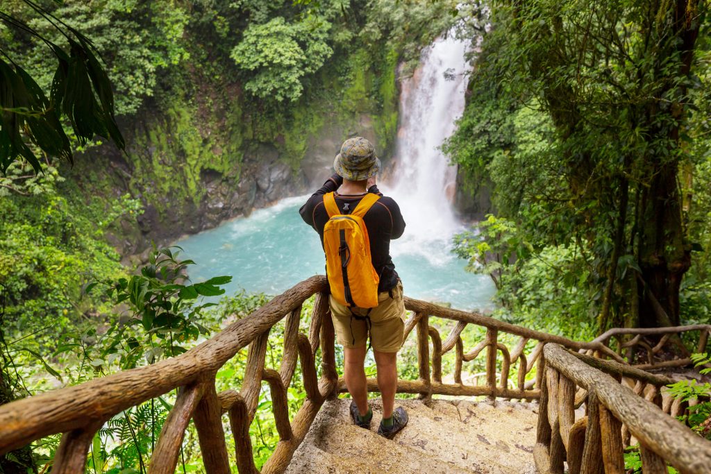 A GUIDE TO COSTA RICA FOR SOLO TRAVELERS